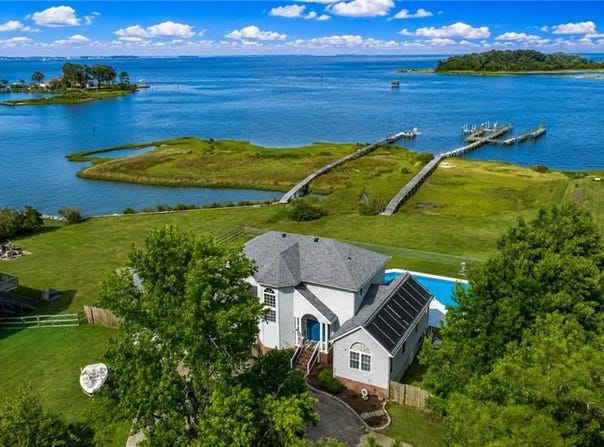 1214 Dandy Loop Road, Yorktown, VA 23692