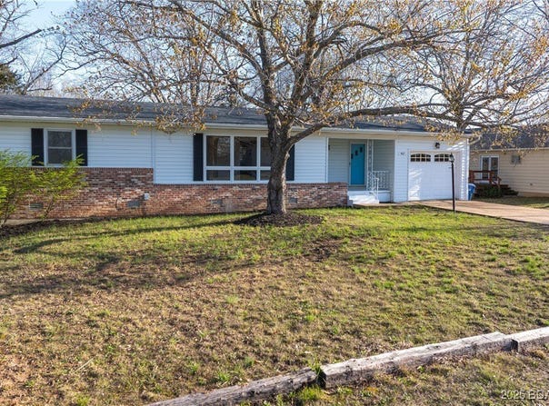 462 Lakeview Drive, Camdenton, MO 65020