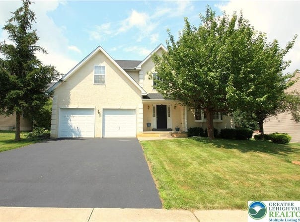 3814 Clay Drive, Lower Macungie Twp, PA 18062