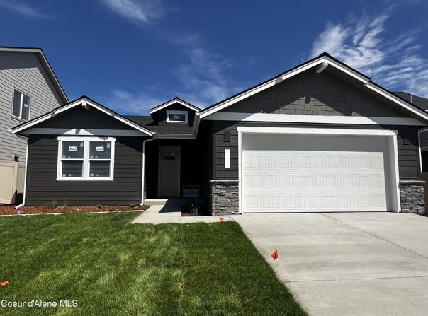 3384 N Cyprus Fox Lp, Post Falls, ID 83854