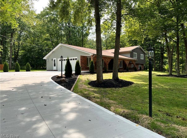 704 Echo Drive, Gates Mills, OH 44040