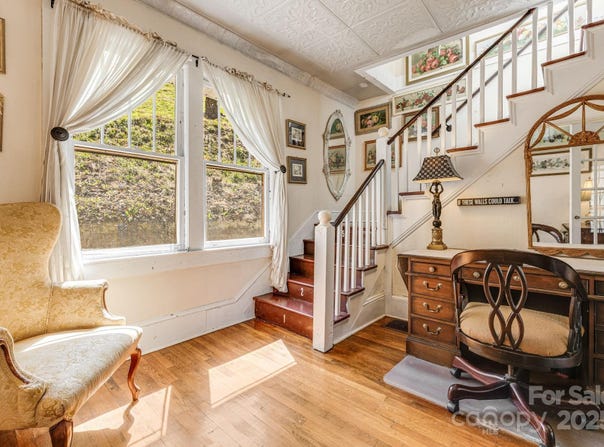 153 Skyway Drive, Marshall, NC 28753