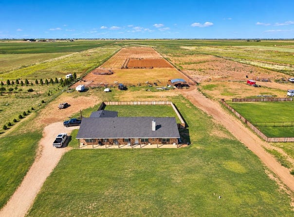 542 Nora Road, Tahoka, TX 79373
