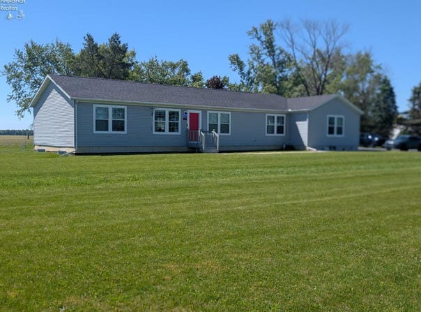 4757 State Route 12, Arcadia, OH 44804