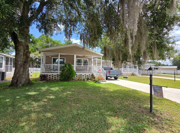 2272 SE 100th LN, Webster, FL 33597