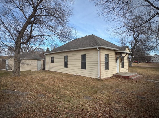 202 E Washington, Cody, NE 69211