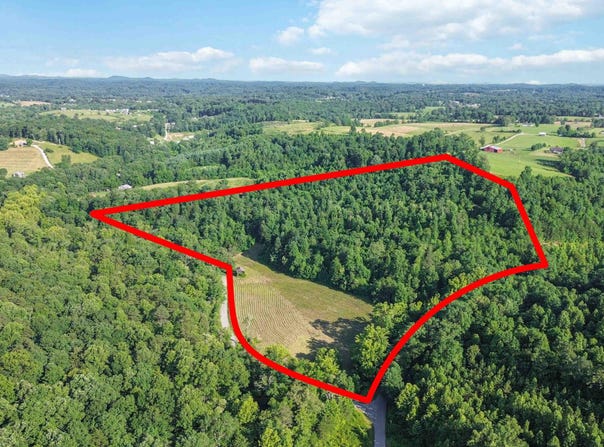 9999 Hensley and Radford Road, East Bernstadt, KY 40729