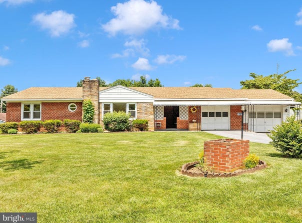 1424 W CHURCH STREET, HAGERSTOWN, MD 21740