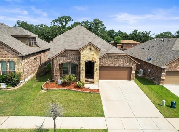 2116 Moonsail Lane, Denton, TX 76210