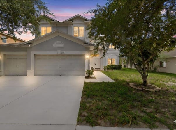 3307 PINE TOP Drive, VALRICO, FL 33594