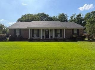 1195 Morrison Dr., GRENADA, MS 38901