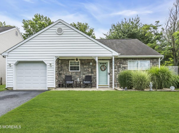 2 Ellison Court, Union Beach, NJ 07735