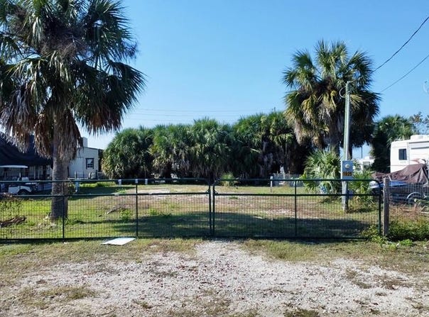 1925 Parker Ave, Port St. Joe, FL 32456