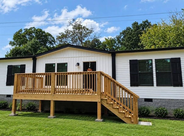 405 W 10Th Ave, Lenoir City, TN 37771