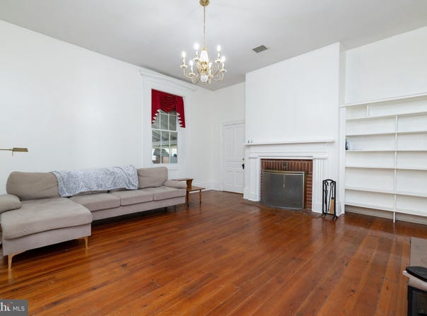 5378 MAIN STREET, STEPHENS CITY, VA 22655