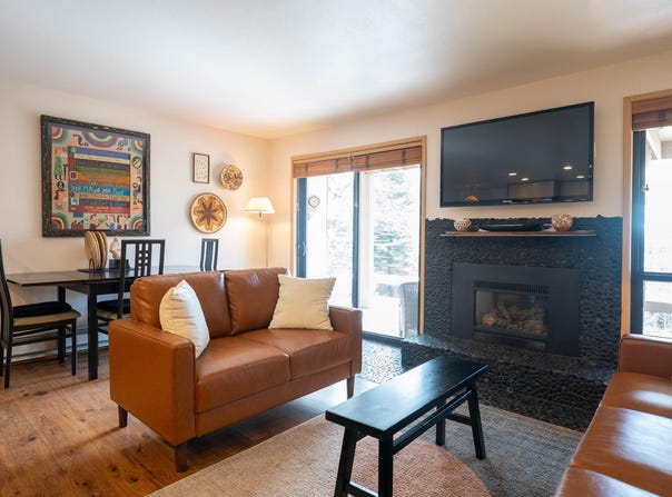 2248/2249 Bonne Vie Condo Dr, Sun Valley, ID 83353