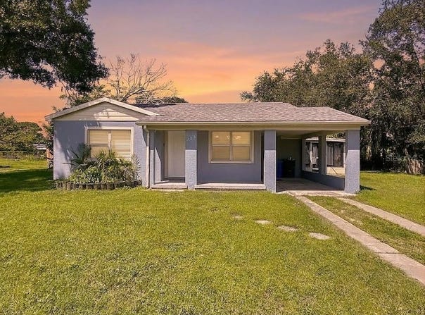 203 5TH Avenue NW, RUSKIN, FL 33570