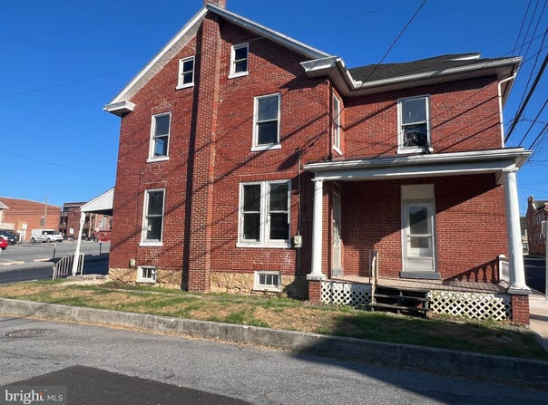 25 & 31 N POPLAR STREET, ELIZABETHTOWN, PA 17022