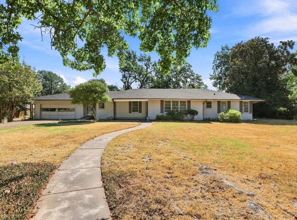 920 Park Avenue, Bonham, TX 75418