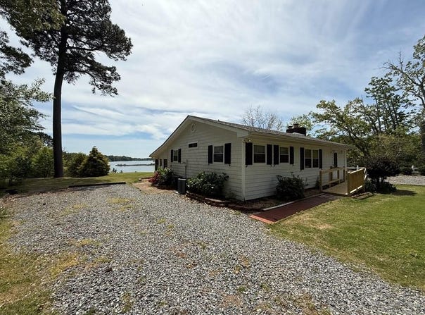 2260 Iberis Road, Lancaster, VA 22503