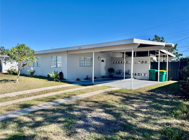 681 DALTON BOULEVARD, PORT CHARLOTTE, FL 33952