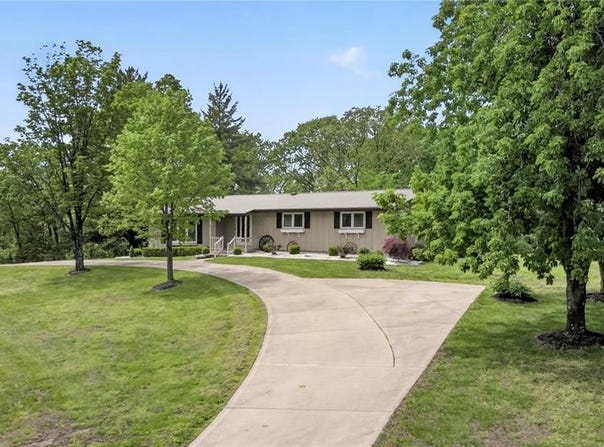 1001 Terry Road, Augusta, MO 63332