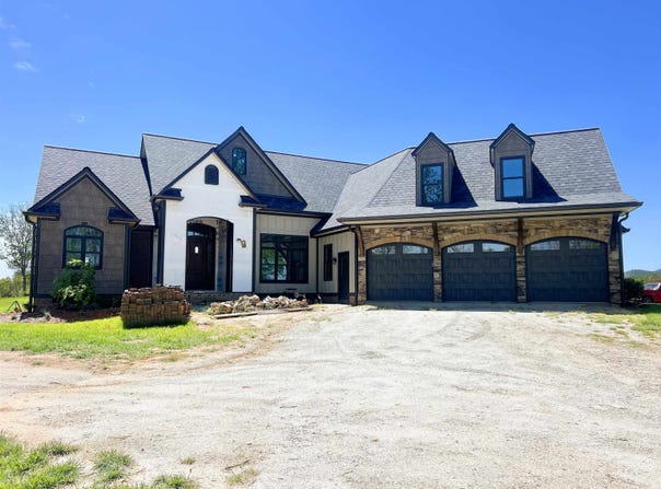 101 Moccasin Way, Landrum, SC 29356