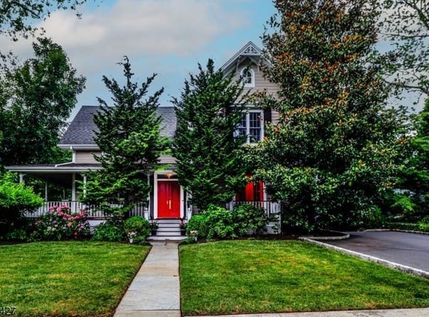 125 Hillside Ave, Metuchen Boro, NJ 08840