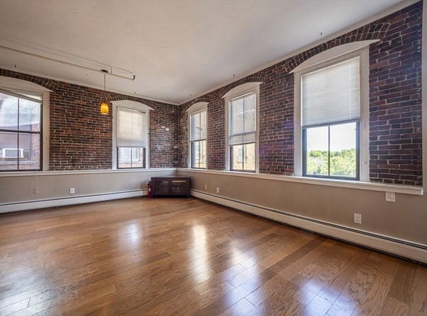 62 Washington St, Haverhill, MA 01832