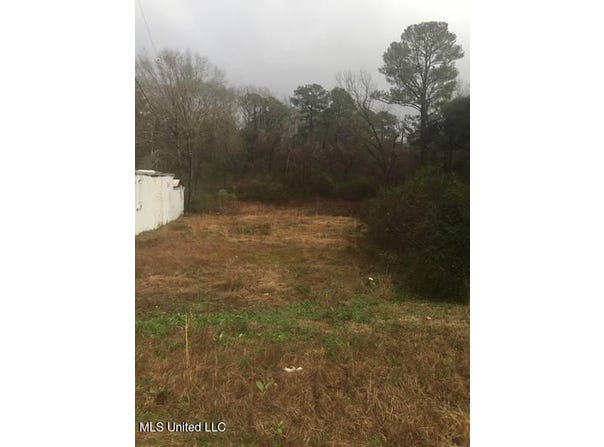 3705 Terry Road, Jackson, MS 39212