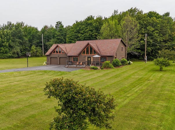 7368 Star Road, Ellenburg Depot, NY 12935