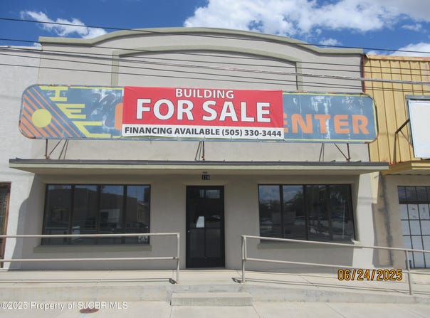 118 S MILLER Avenue, Farmington, NM 87401