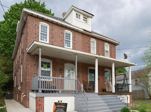 25 S HOLLY Avenue, MAPLE SHADE, NJ 08052