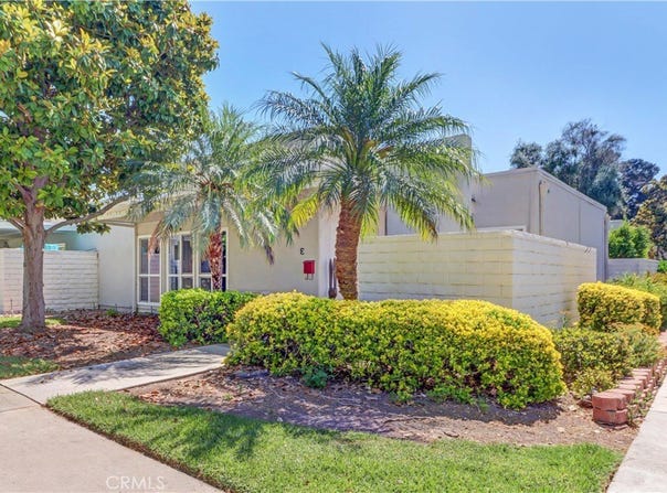 2049 Via Mariposa East, Laguna Woods, CA 92637