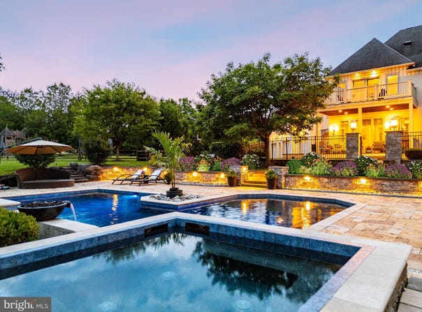 3 STONEBRIDGE CROSSING ROAD, NEWTOWN, PA 18940