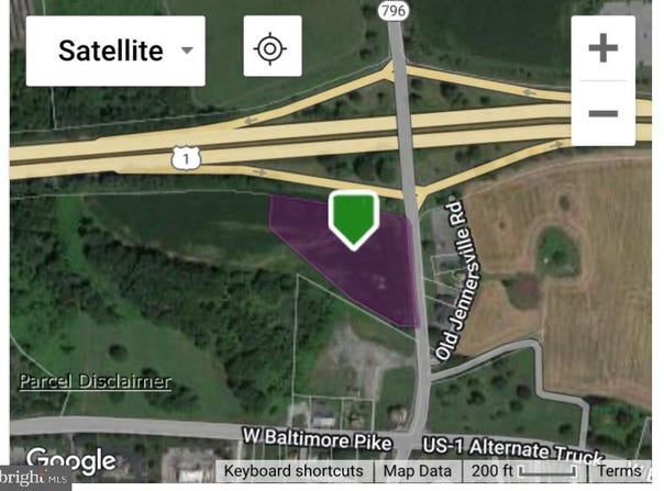 230 N JENNERSVILLE ROAD, WEST GROVE, PA 19390