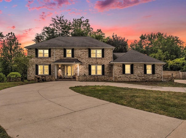 1765 N Bay Drive, Elkhart, IN 46514