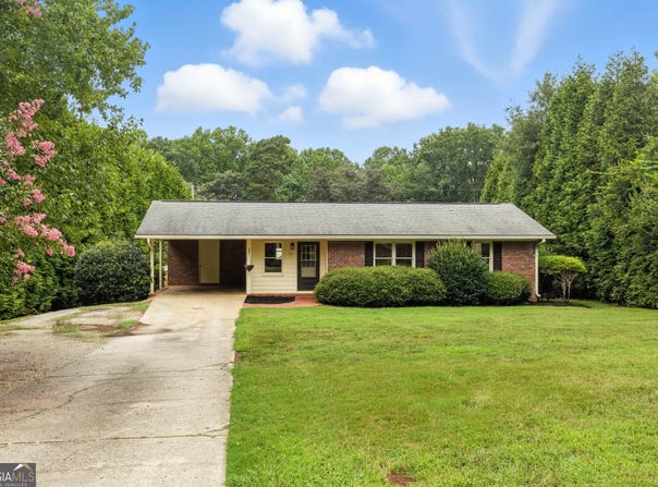 64 Forrest, Lavonia, GA 30553