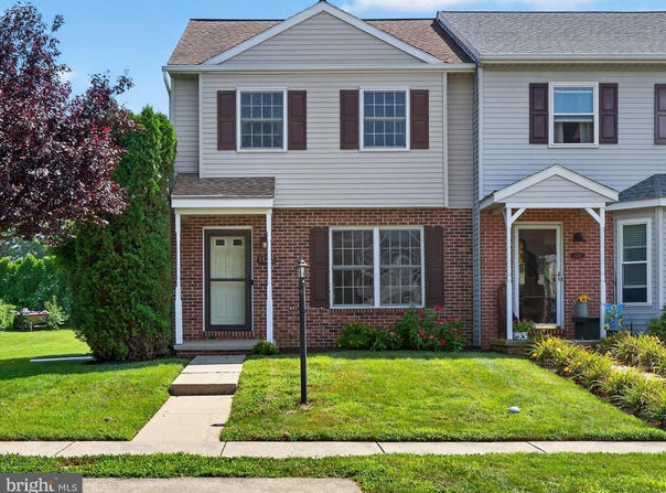 1123 HAMPDEN DRIVE, STRASBURG, PA 17579