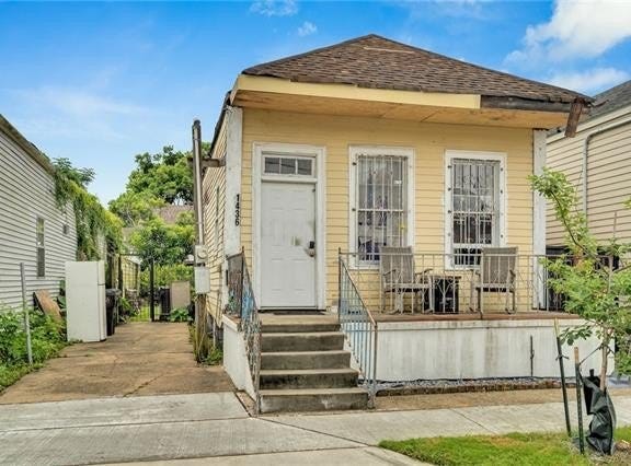 1436 MARIGNY Street, New Orleans, LA 70117