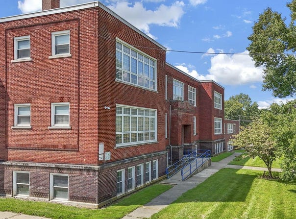 709 Deacon Street, Hebron, OH 43025