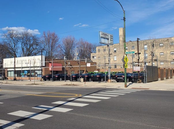 6501 N Western Avenue, Chicago, IL 60645