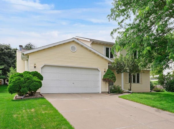 2928 Maple Run Drive, Madison, WI 53719