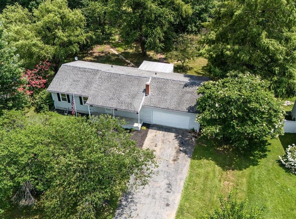 208 WYTHE AVENUE, STEPHENS CITY, VA 22655
