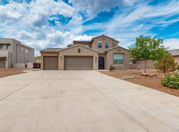 1939 Castle Peak Loop NE, Rio Rancho, NM 87144