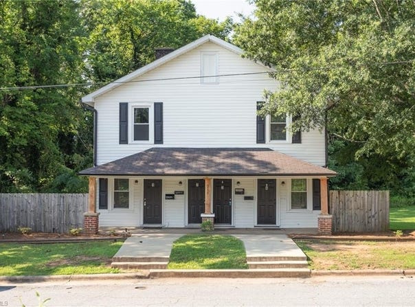 211 W Murphy Street, Madison, NC 27025