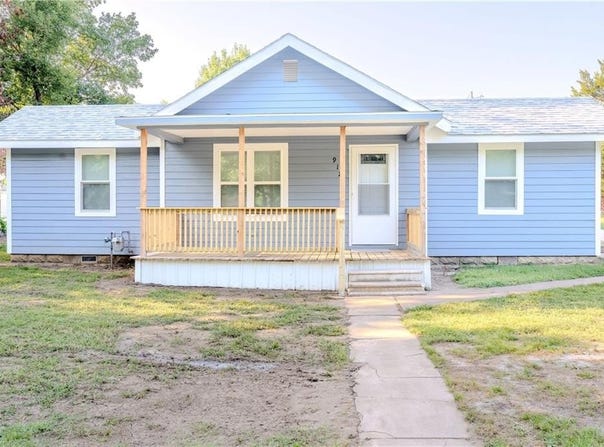 917 Adams Street, Fredonia, KS 66736
