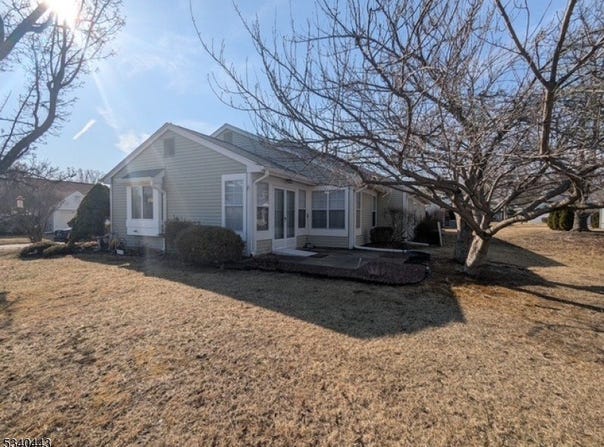 1109b Buckingham Dr, Manchester Twp., NJ 08759-5303