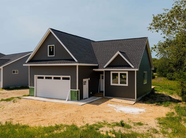 11506 S Crescent Drive, Empire, MI 49630
