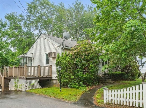 9 Tucker Ter, Randolph, MA 02368